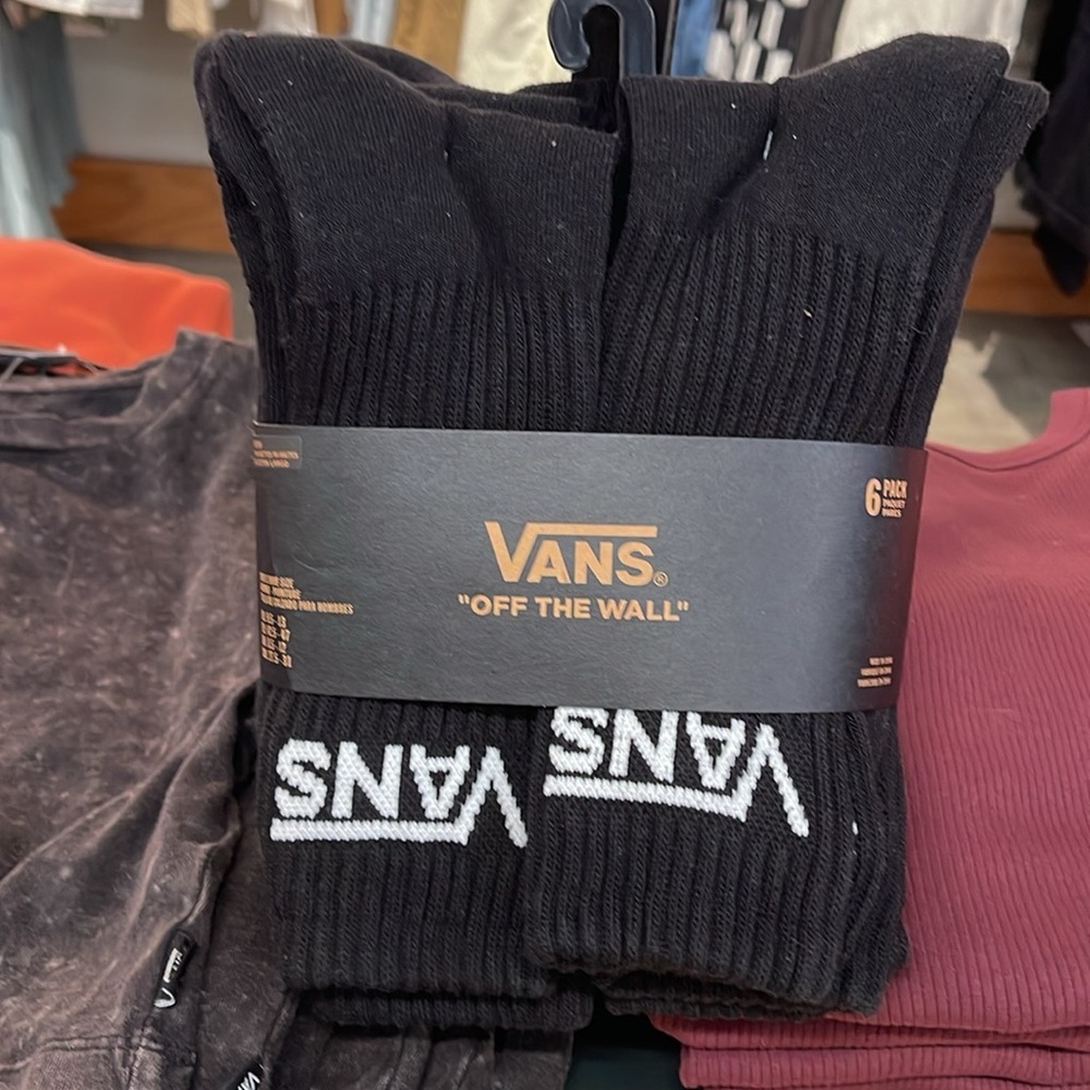 Vans Socks 6 pairs set CREW VANS.
"OFF THE WALL" Black /White 
NWT